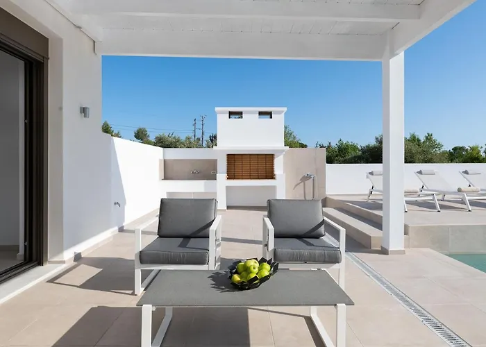 Villa Iris In Pefkos, Pine Villas